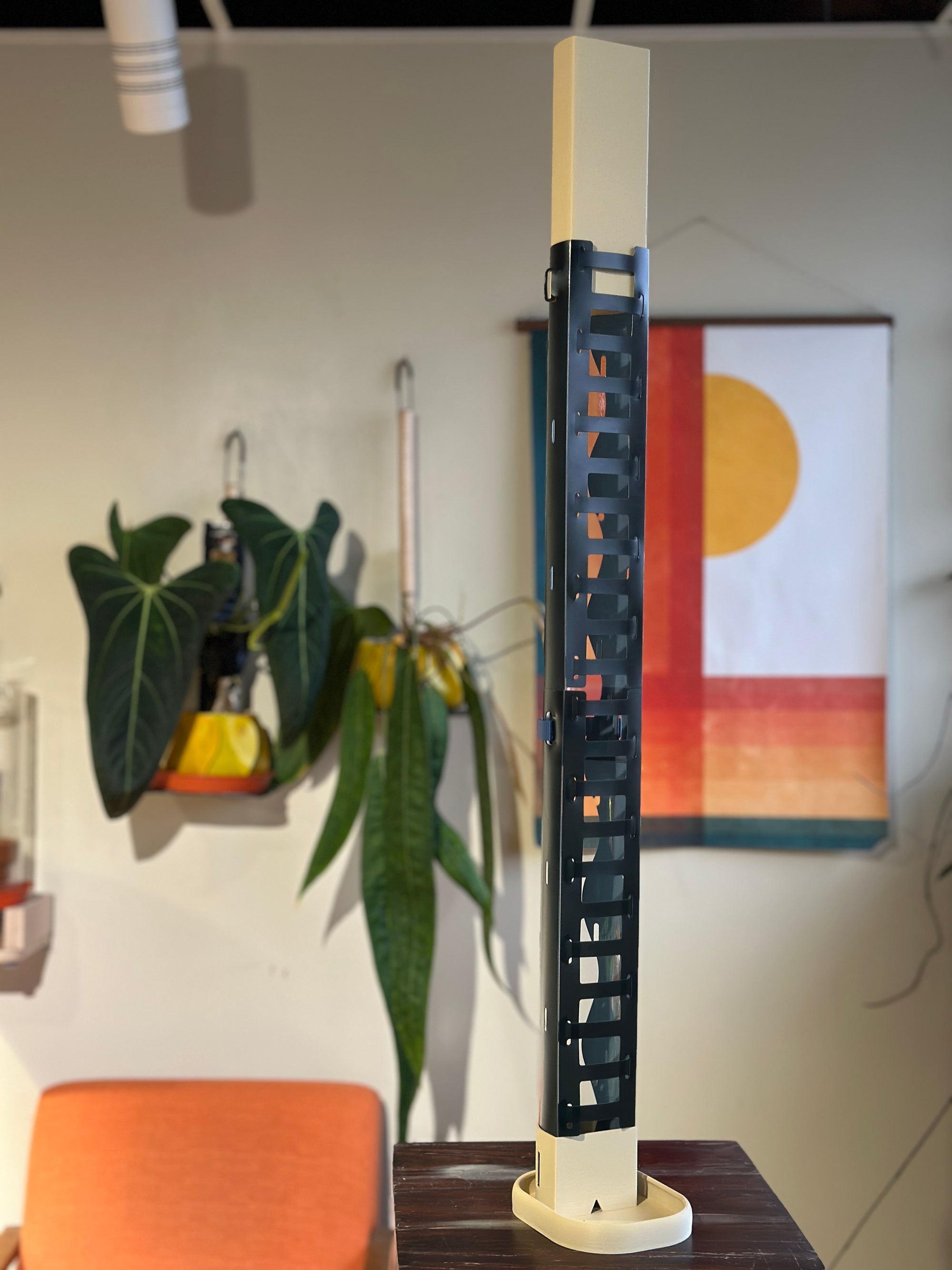 Small Double Moss Pole: Straight and Sleek